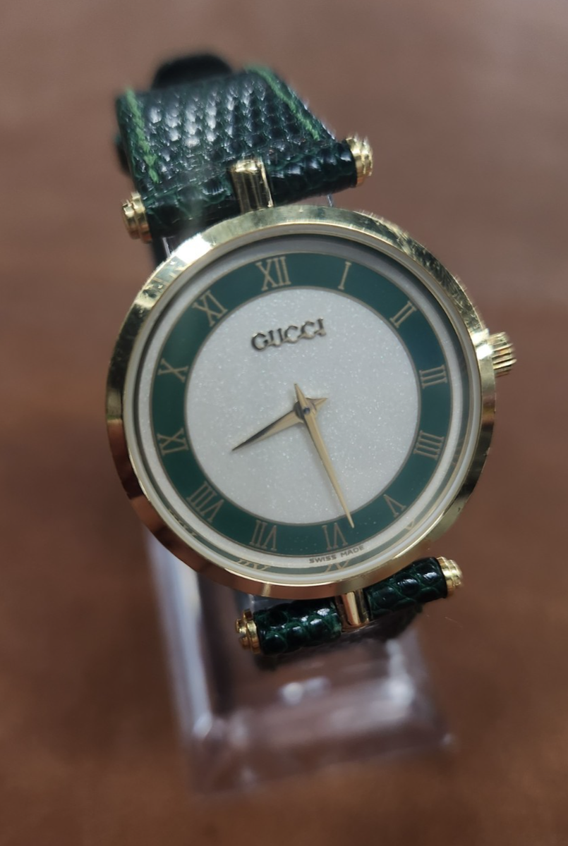Near MINT Vintage Gucci 2000L Sherry Line Gold Quartz