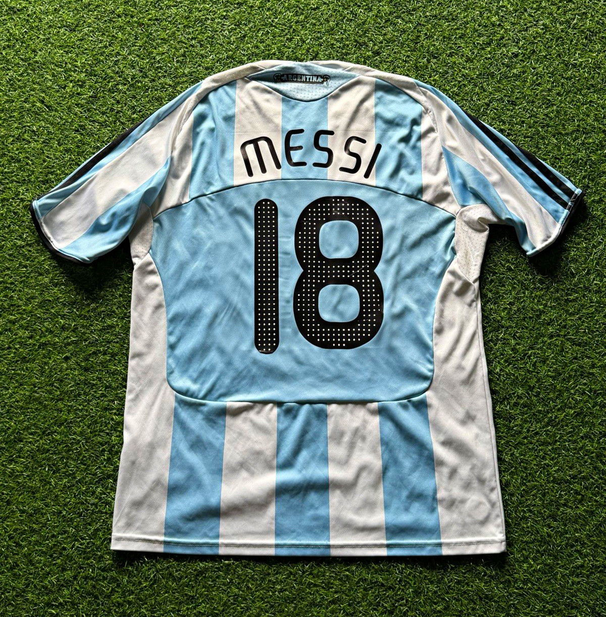 Argentina 2008 Lionel Messi #18 Soccer Jersey White Blue Size XL