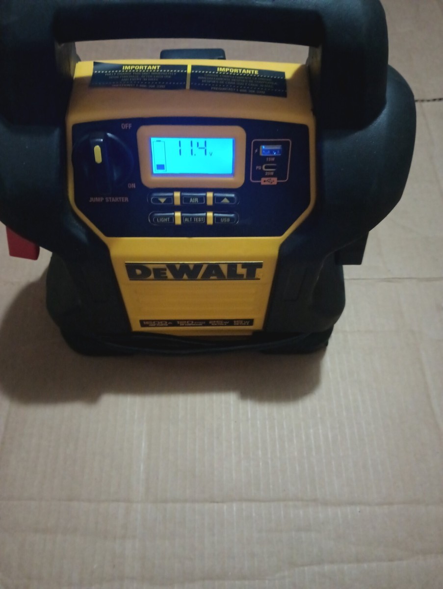 DEWALT 1600 Peak Amp Jump Starter with Digital Compressor and USB