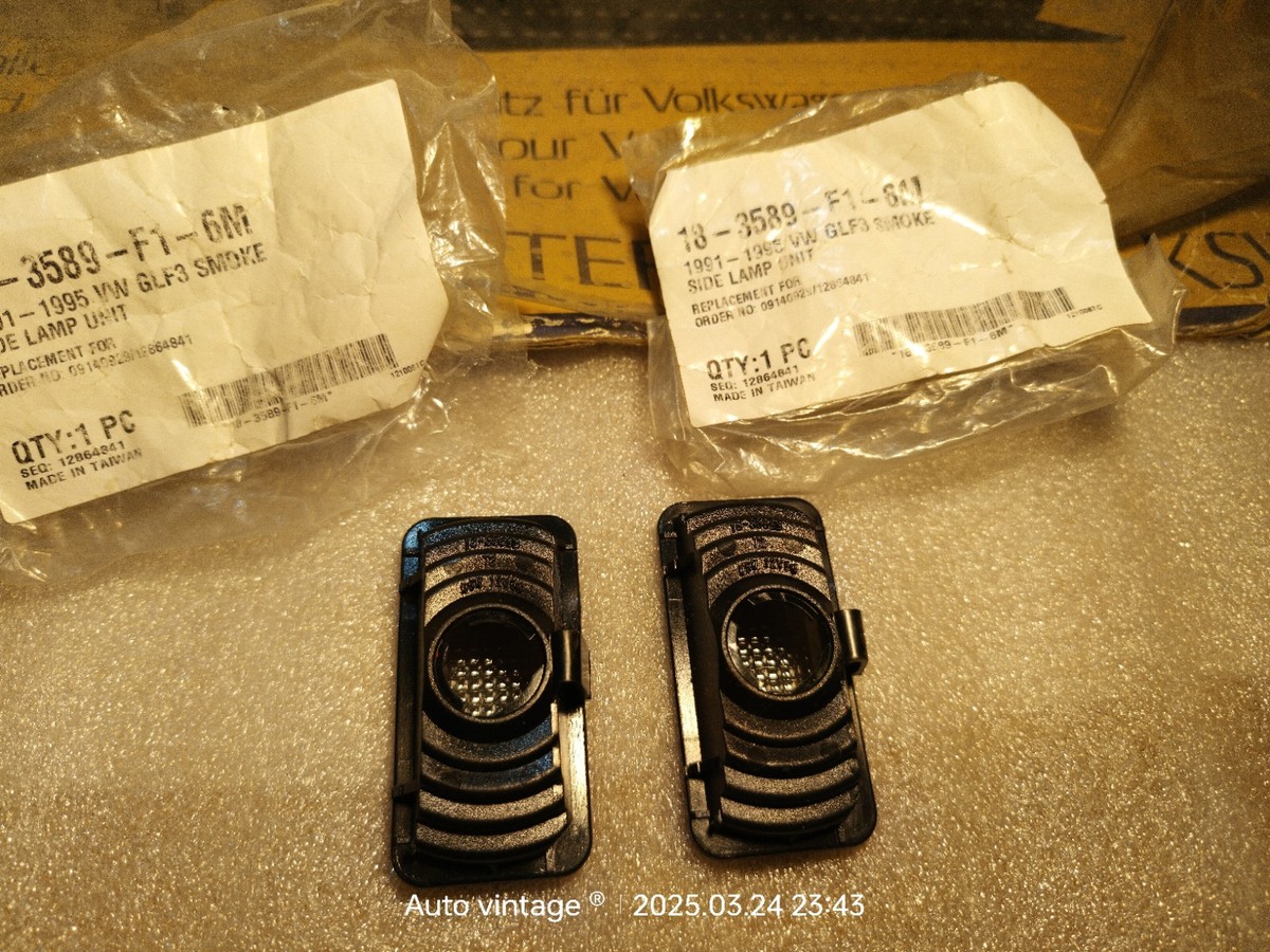VW Golf MK3 Side Marker Indicators Limited Edition Smoked. New