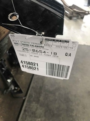 Used Upper Grille fits: 2018 Chevrolet Cruze VIN B 4th digit New Style upper w/R