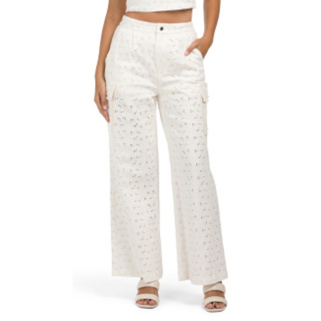 House of Harlow Eyelet Cargo Pants NWT Sz. M