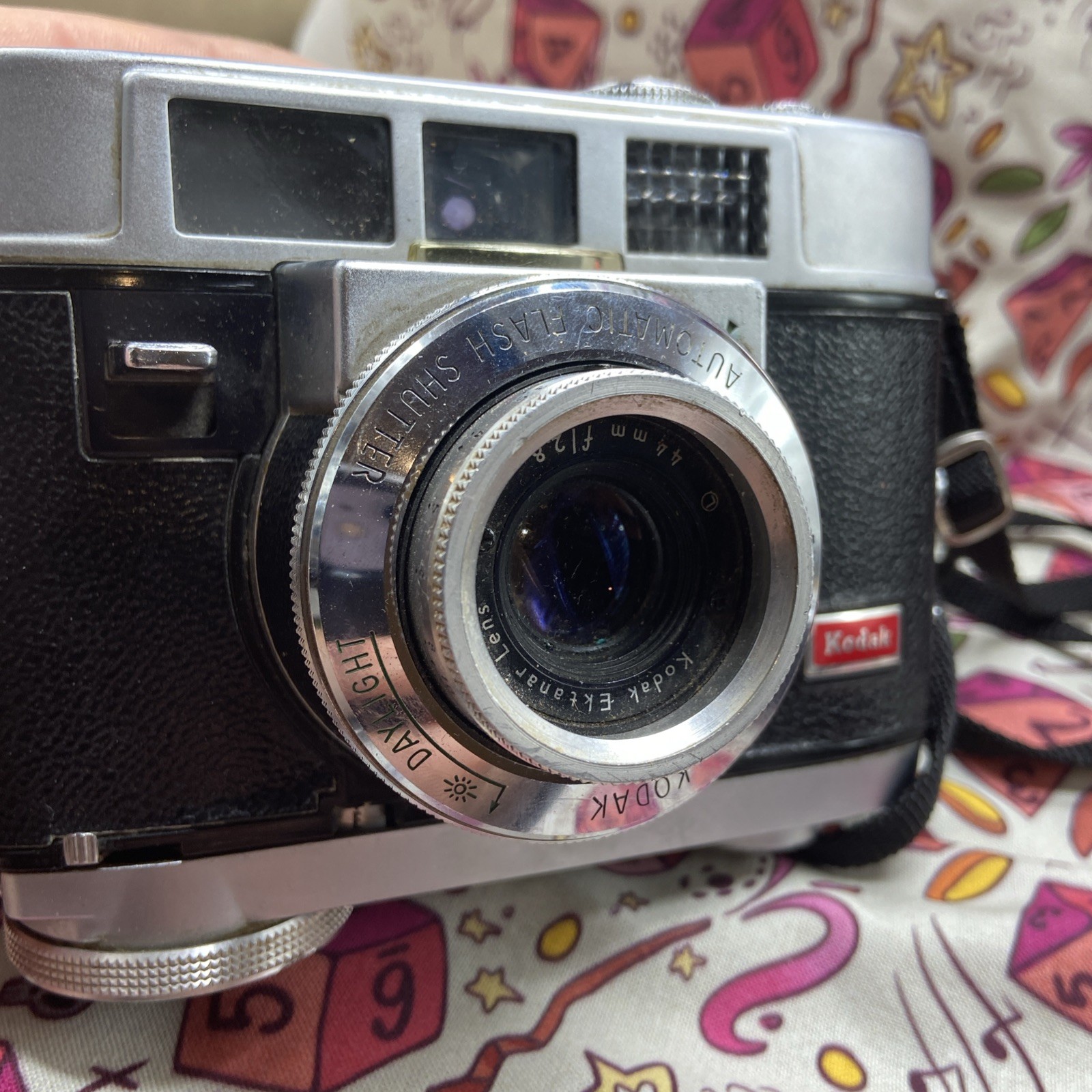 Vintage Camera Lot It 6  Canon AE-1 Kodak Pentax Petri Perkeo I Zorki 4 Untested
