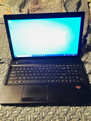 Lenovo IdeaPad N585 15.6'' AMD E1-1200 1.40GHz 2GB 320GB HDD Win10 Black