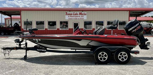 2018 Nitro Z19 powered by a 200HP Mercury Optimax