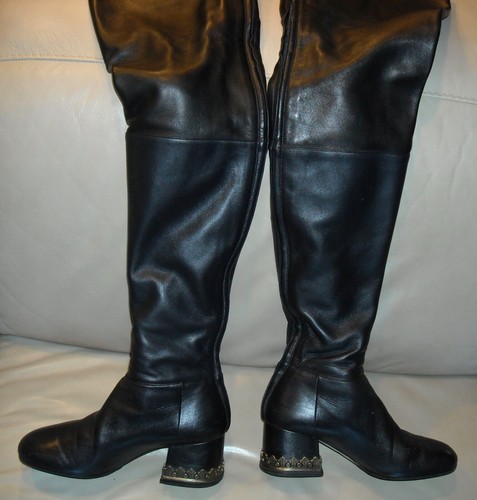 Women's 100% Authentic Chanel Lambskin Leather High Boots Size 36 Color Black - Picture 6 of 17