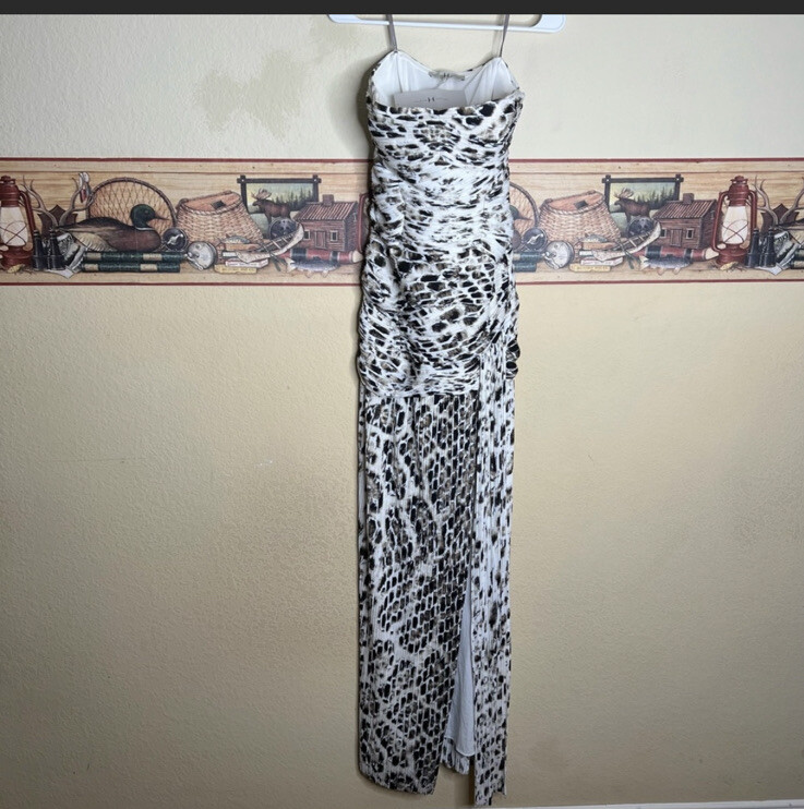 Picture 1 of 6
