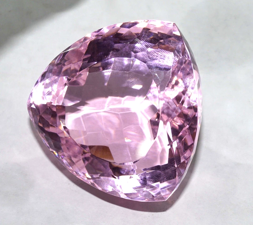 Topacio rosa natural corte trillón AAA+ piedras preciosas sueltas certificado GIE 1001,35 quilates Foto 4 de 4