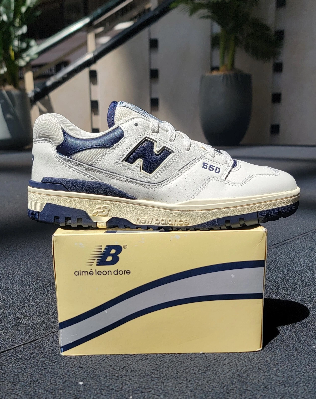 Scarpe da uomo Aime Leon Dore New Balance 550 blu navy taglia 9