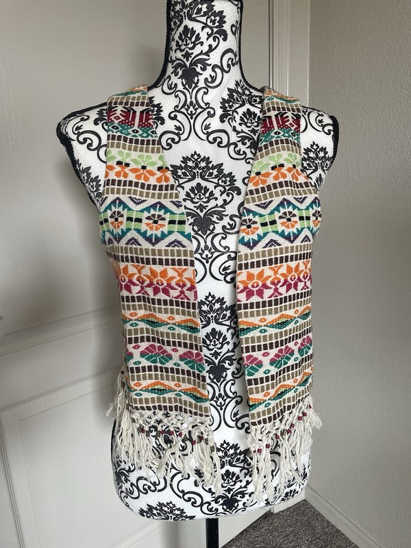 NWOT Chelsea And Violet Vest Size S Boho Tassels