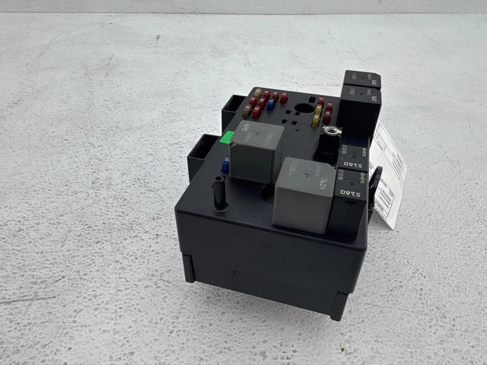 Caja de fusibles de cabina Saturn Sw2 00-02 Foto 2 de 4