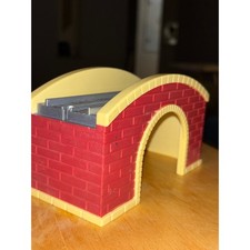 Learning Curve Take Along Thomas & Friends Red Brick Bridge 2006 Track Accessory