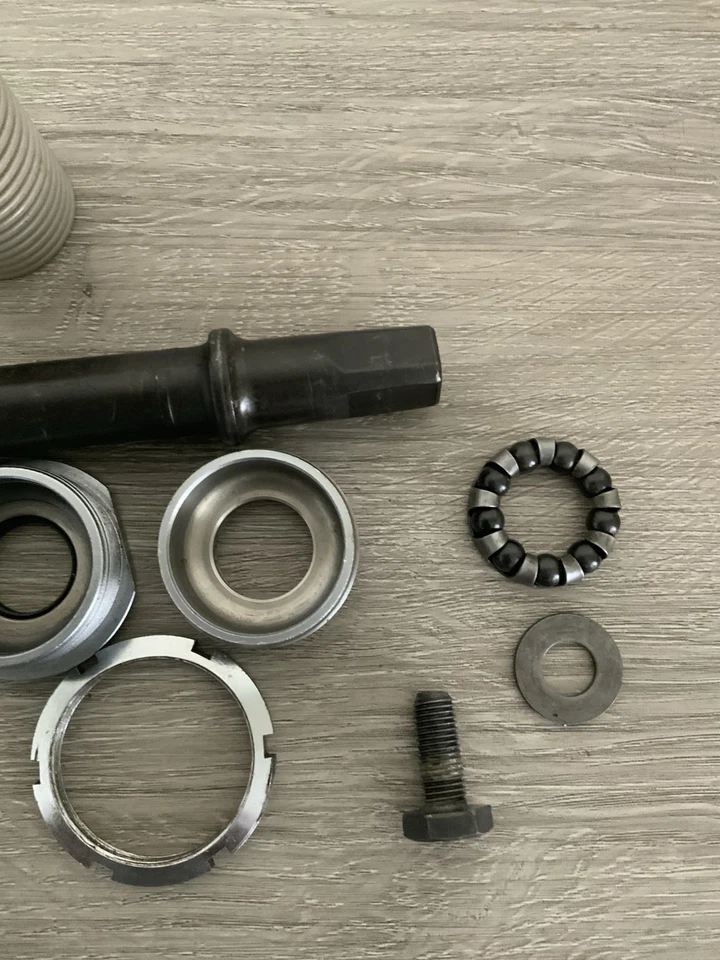 SHIMANO 600 BOTTOM BRACKET ITALIAN THREADING 70-121 MM - Image 4 of 4