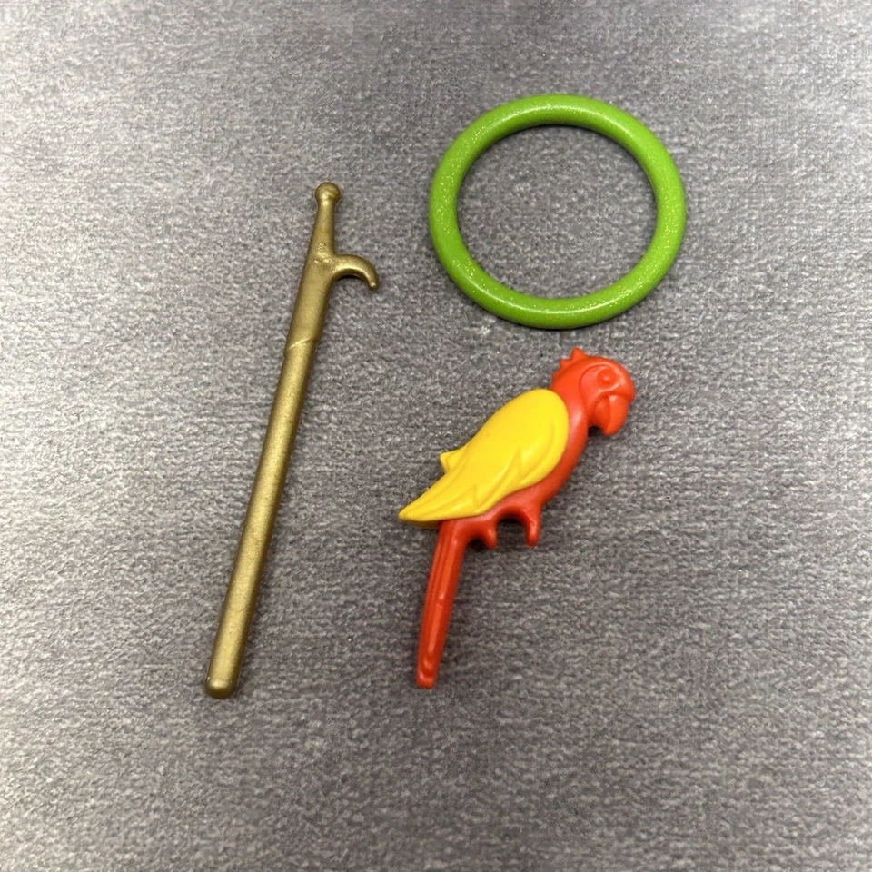 Playmobil 3809 White Circus Elephant - Vintage- Some discoloration- incomplete - Image 2 of 4