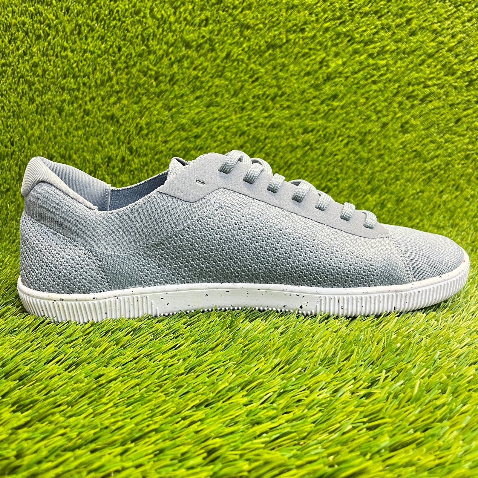 Flux Adapt Trainer Gray White Mens Size 12.5 Casual Athletic Knit Shoes Sneakers