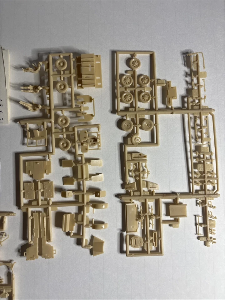 MPC # 6209 Anti Aircraft Battery 1/76 Scale Model WW2 Kit - Image 3 of 3