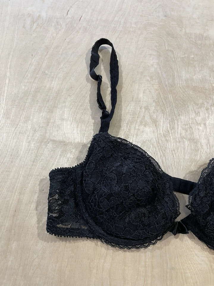 Cabernet Underwire Lightly-Padded Plunge Bra Style 5460 Black Sz 34B - Image 4 of 4