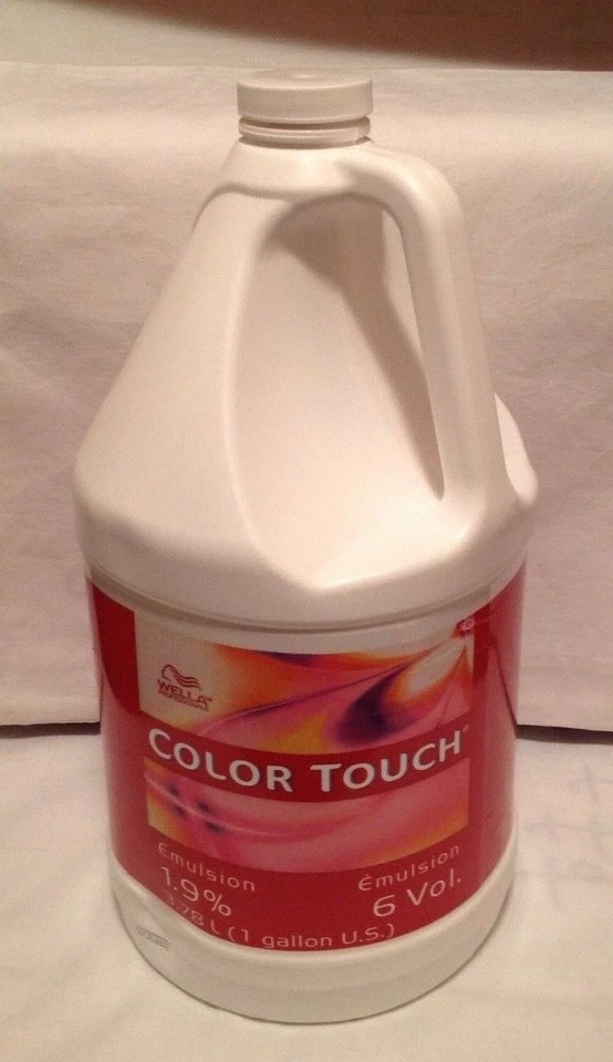 Emulsión táctil Wella Color 1 galón - Elige volumen Foto 2 de 4