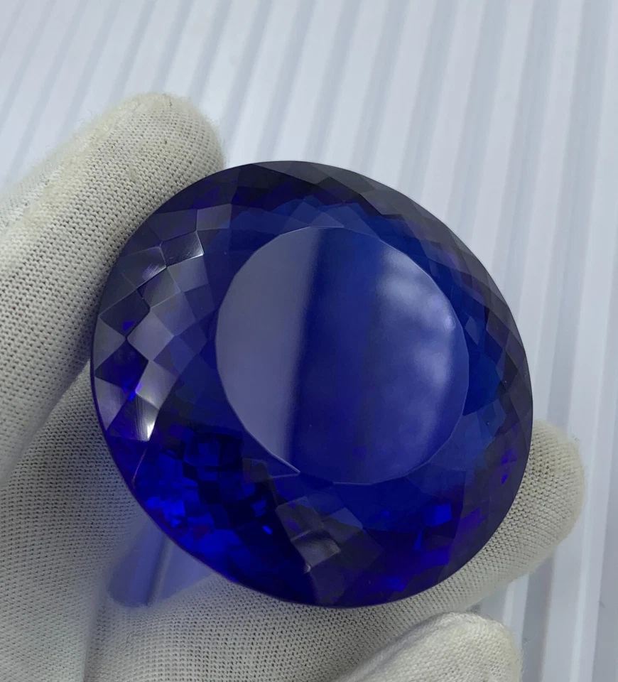 736 CT Top Quality Tanzanite Quartz Stone, Unique Round Big Size Quartz Gemstone - Image 4 of 4