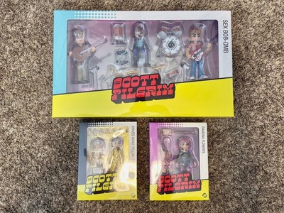Scott Pilgrim Sex Bob-Omb Figure Set Knives Chau Yellow Suit Ramona Flowers ish