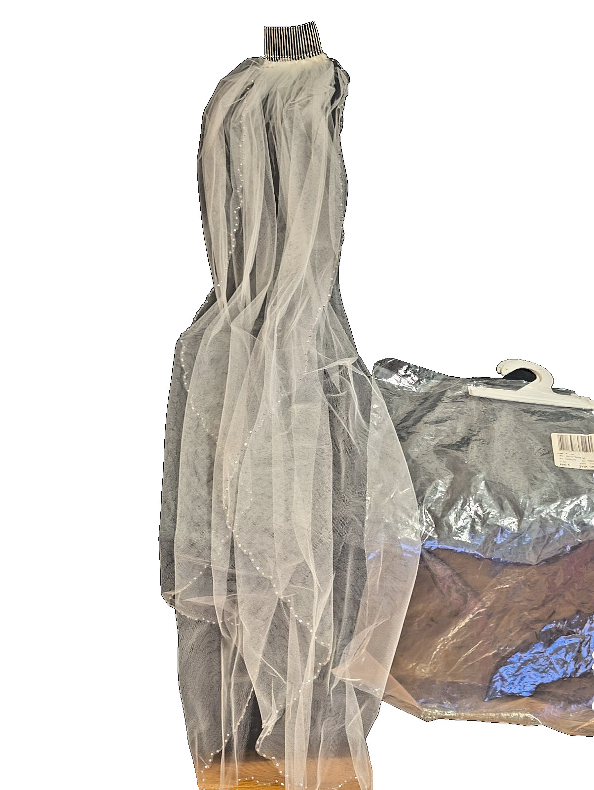 Beaded veil - image 2