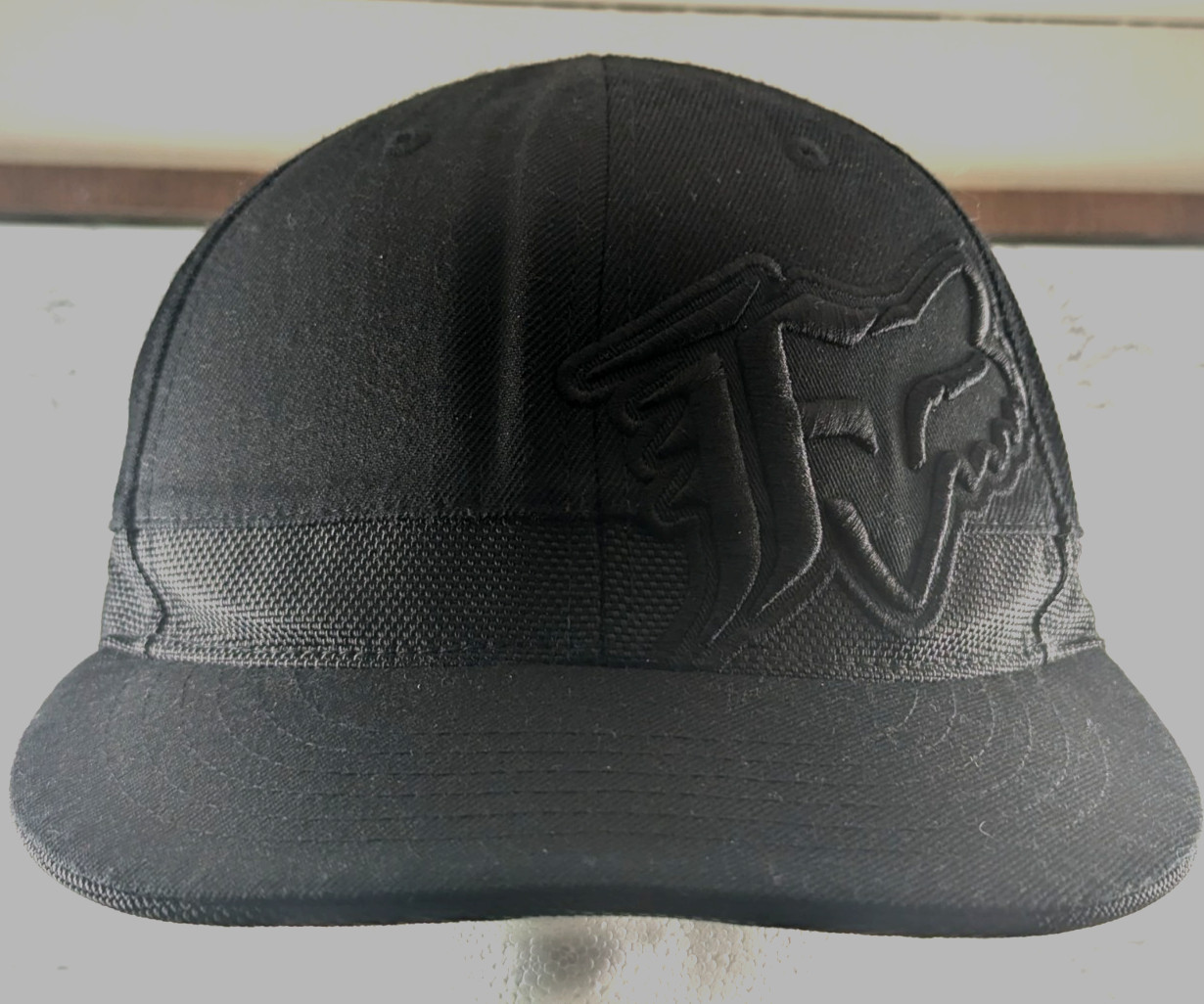 FOX Racing Solid Black Snapback Hat NWOT - image 1