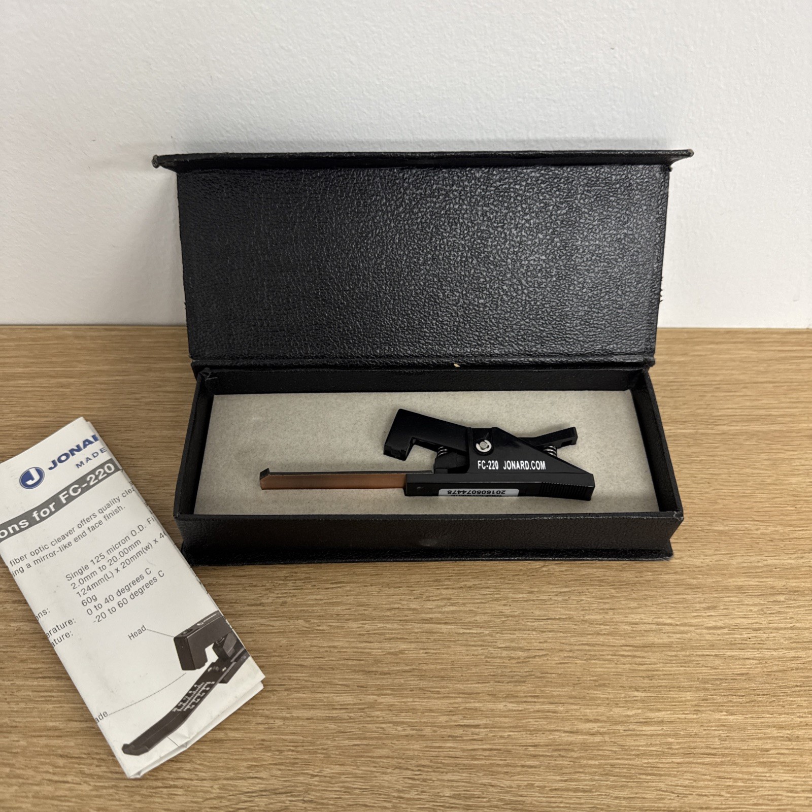 Brand new Jonard Tools FC-220 Fiber Cleaver,Optical Fiber Cleaving