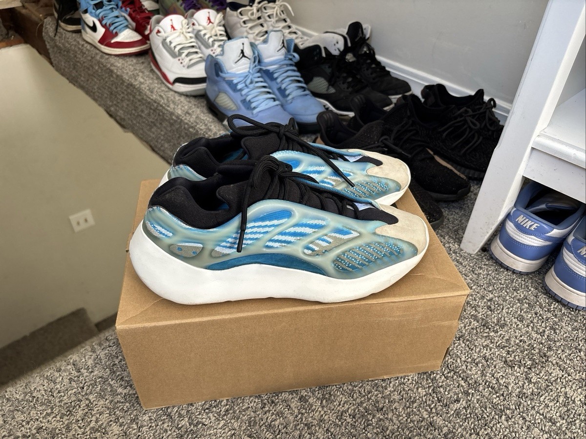 Yeezy 700 V3 Azareth Used 194819015208|