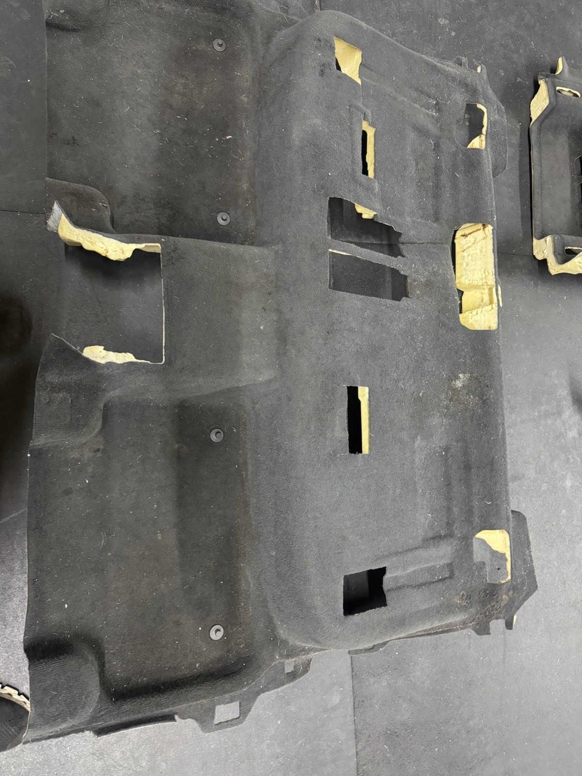 Lamborghini Urus, LH, Left, Front Carpet, Black, Used, P/N 4ML863103H