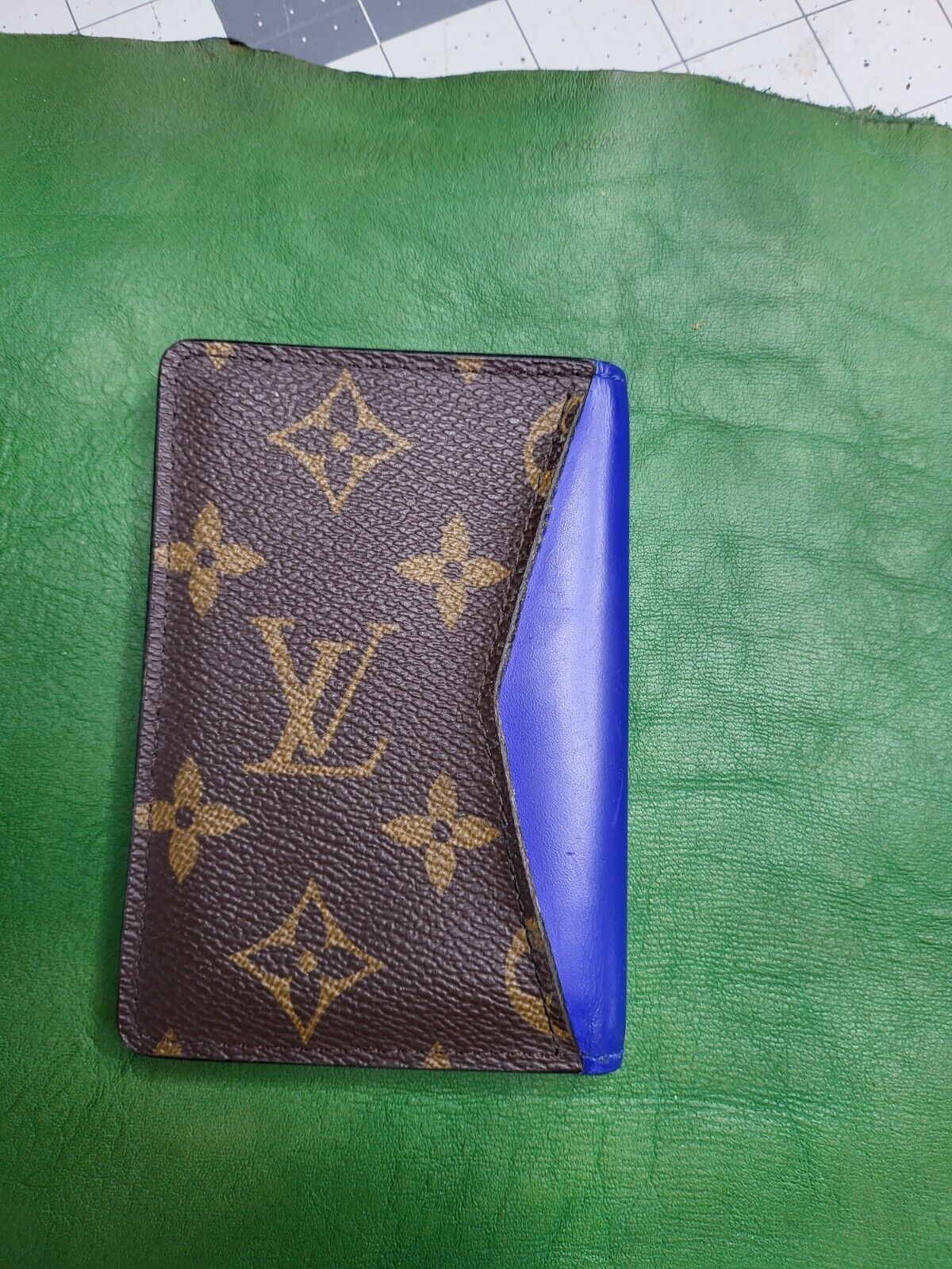 Picture 2 of 3
