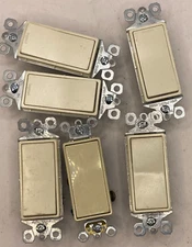 Pass & Seymour Light Almond Decorator Rocker Wall Light Switches 15A LOT OF 6🔔