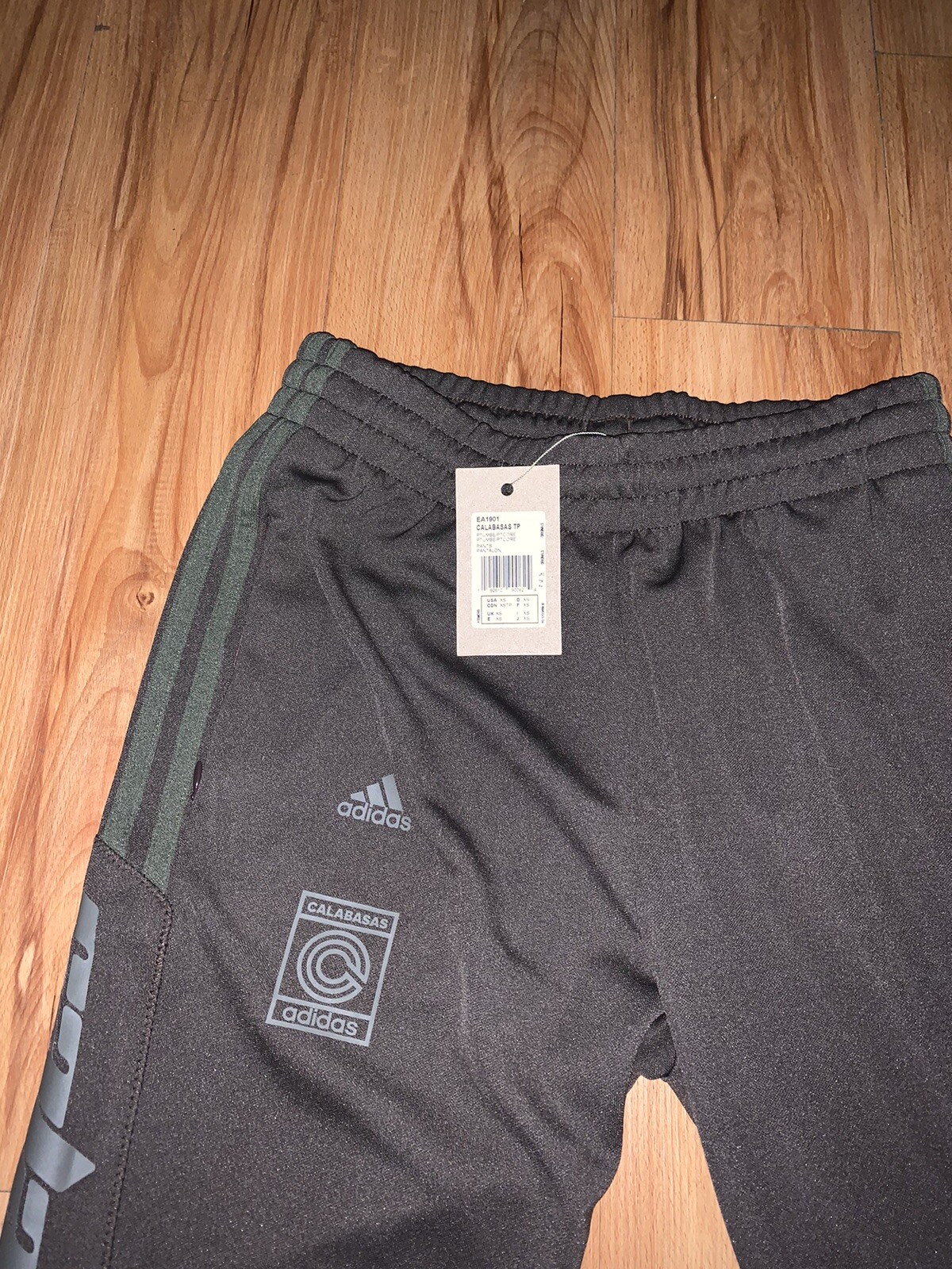 ea1901 adidas