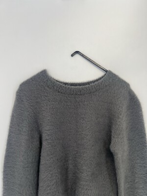 Urban Outfitters Faux Fur Fuzzy Eyelash Soft Cropped Sweater Gray Size  Small