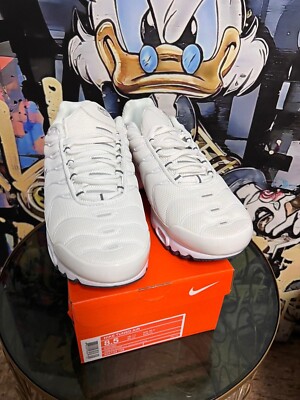 Nike air max plus white