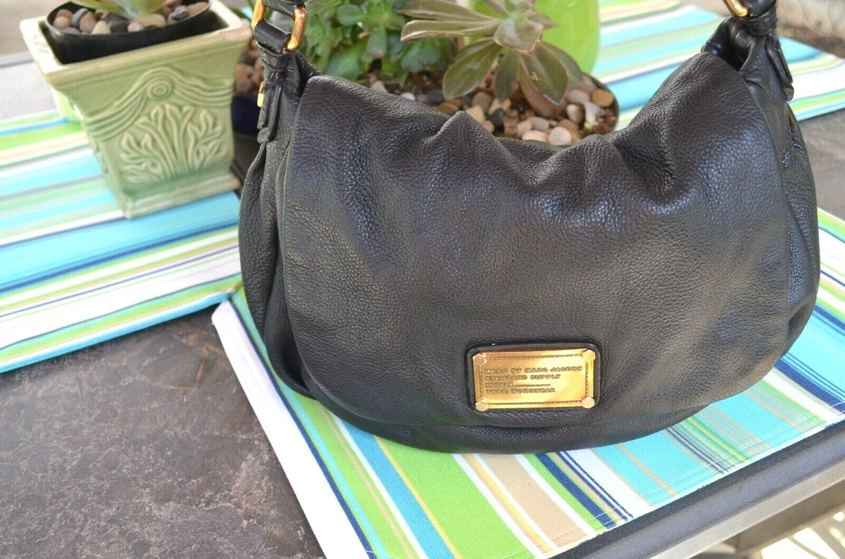 Marc By Marc Jacobs Standard Supply Model Type Workwear black shoulder bag purse |