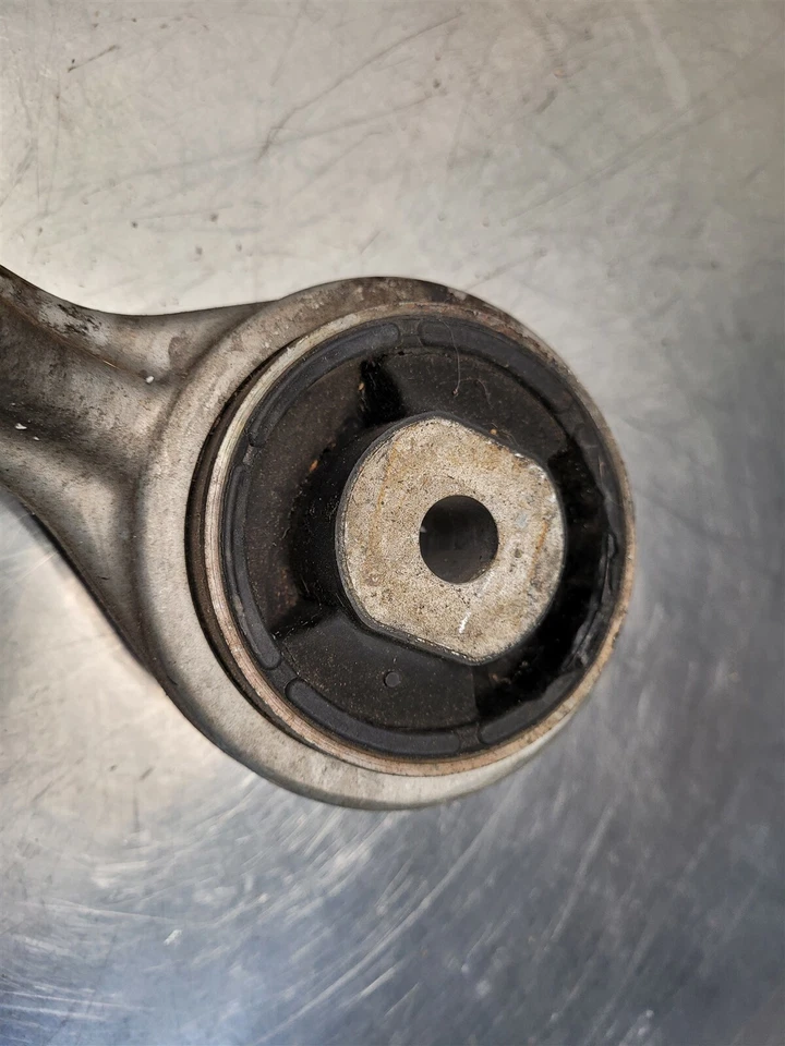 2004-2009 Jaguar XJ8 braço de controle inferior Wishbone esquerdo ou direito 3C256 usado fabricante de equipamento original - Imagem 3 de 4