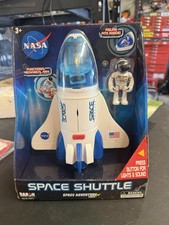 Daron NASA Space Shuttle Toy w/ Astronaut Figure, Lights  Sound 2023 P163112