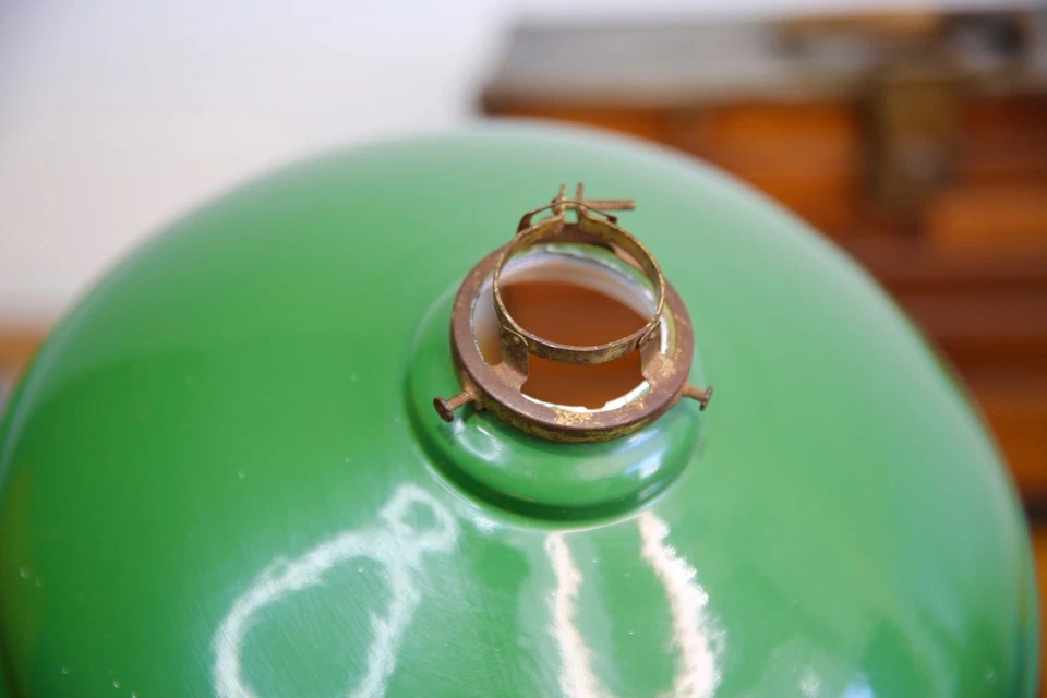 Antique Porcelain Enamel Industrial Ceiling Light Lamp Shade Green 12" Brass VTG - Image 4 of 4