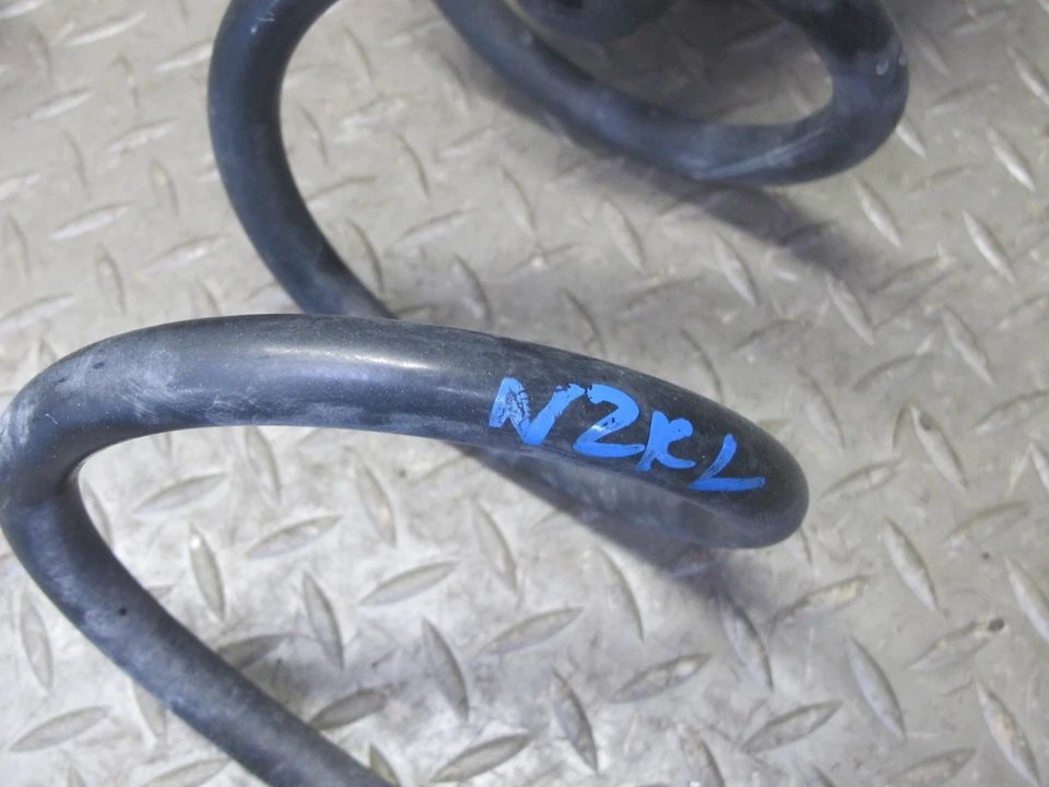 04-09 尼桑 350Z Z33 可转换 2 件套后线圈弹簧带绝缘 51K 原始设备制造商 — 第 2/4 张图片