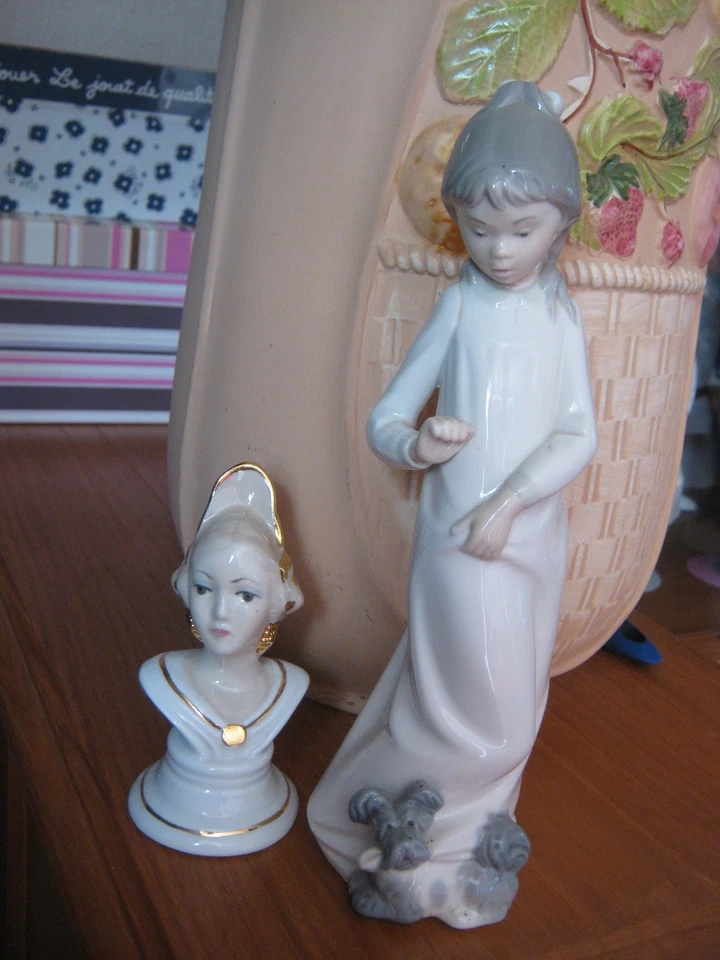 2 POUPEES ESPAGNOLE EN PORCELAINE JEUNE FILLE 26 CM - Photo 1/3