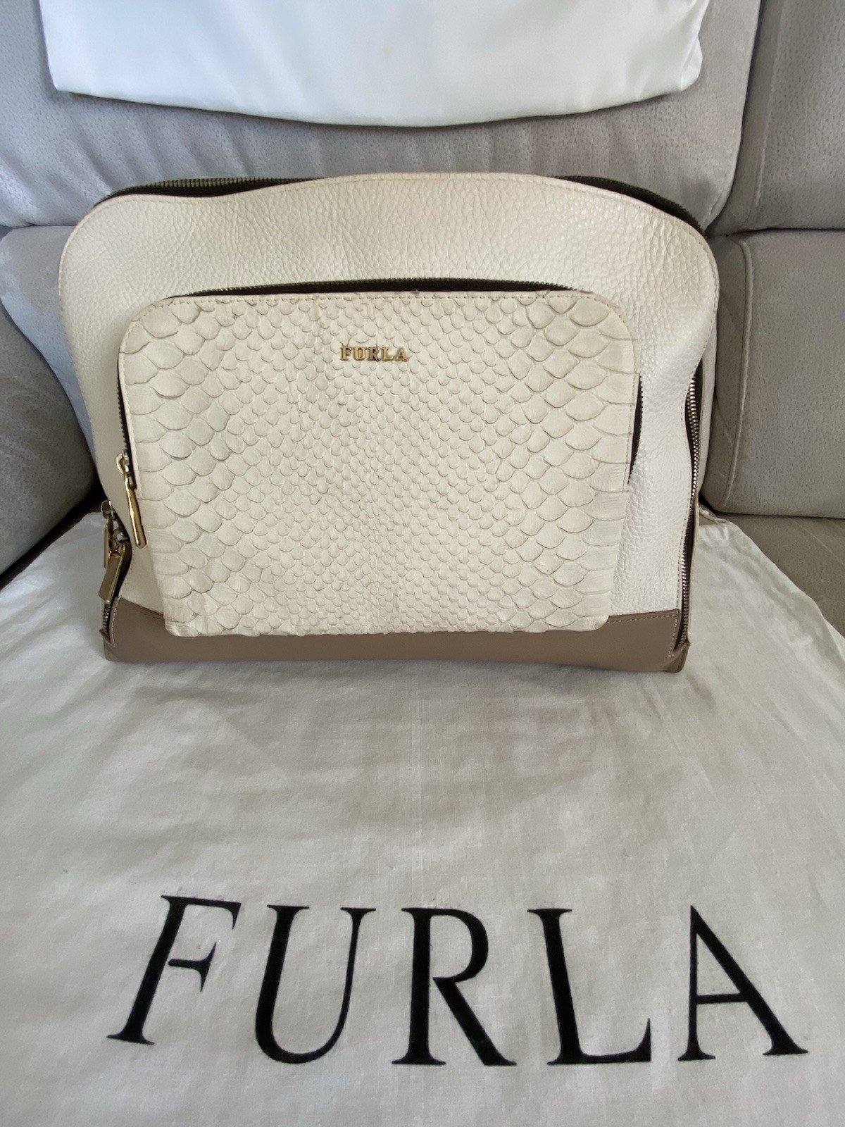 Borsa donna marca Furla in vera pelle, ottime condizioni, modello ad un manico
