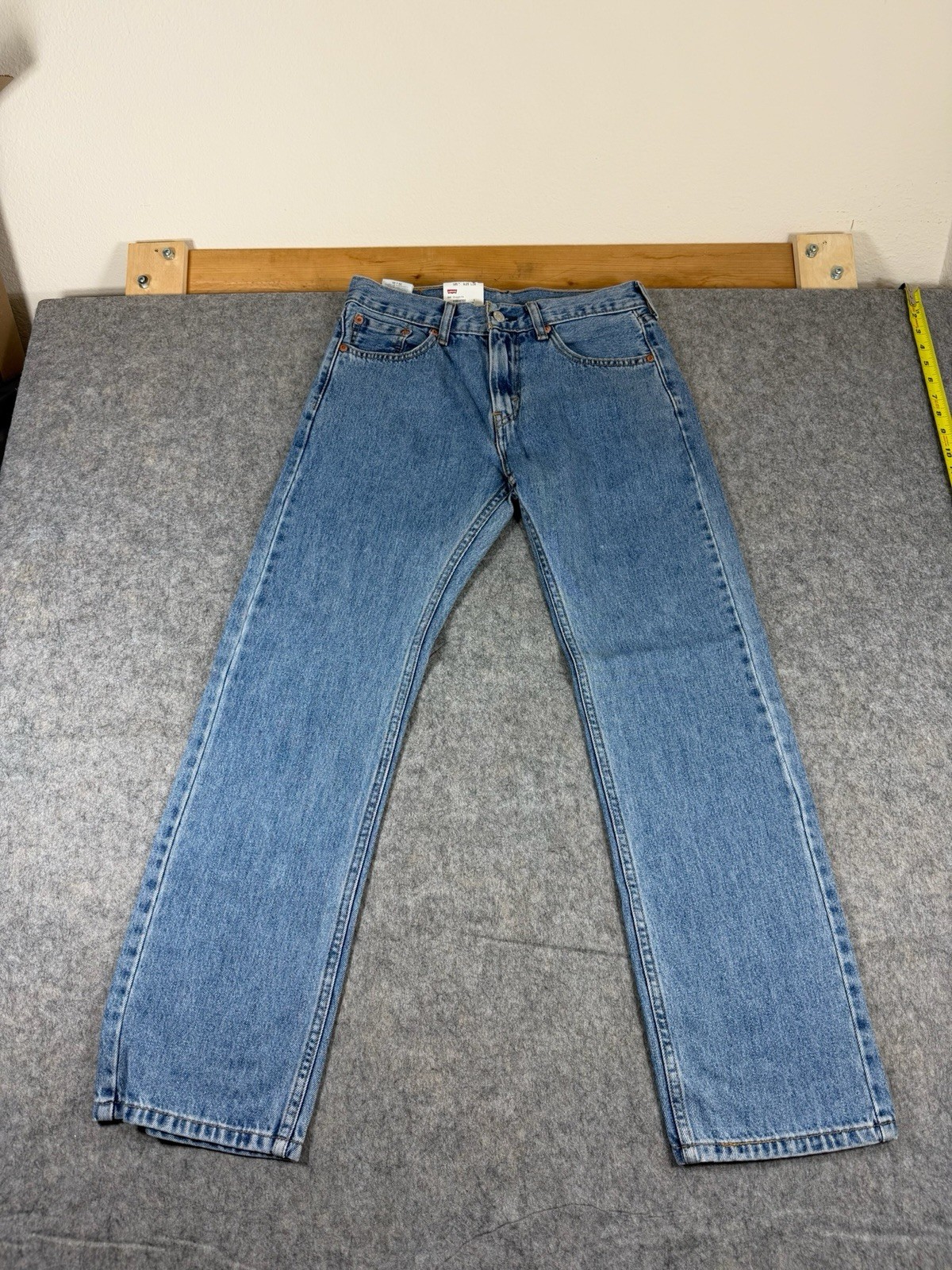 Levi's 505 Jeans Mens 29x30 Straight Leg Regular Fit Medium Wash Denim Pants NWT