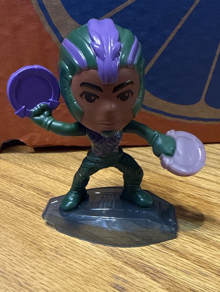 Nakia y Nomar de Black Panther Marvel Studios Wakanda Forever Foto 2 de 4