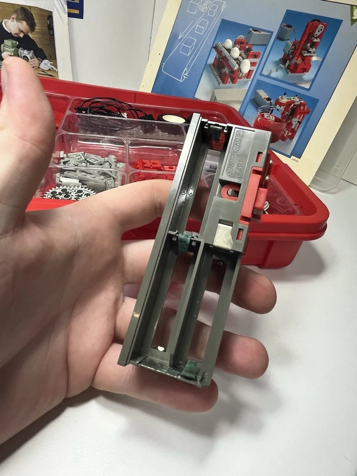 LEGO 9607 Technology Activity Set, photo 3 of 5