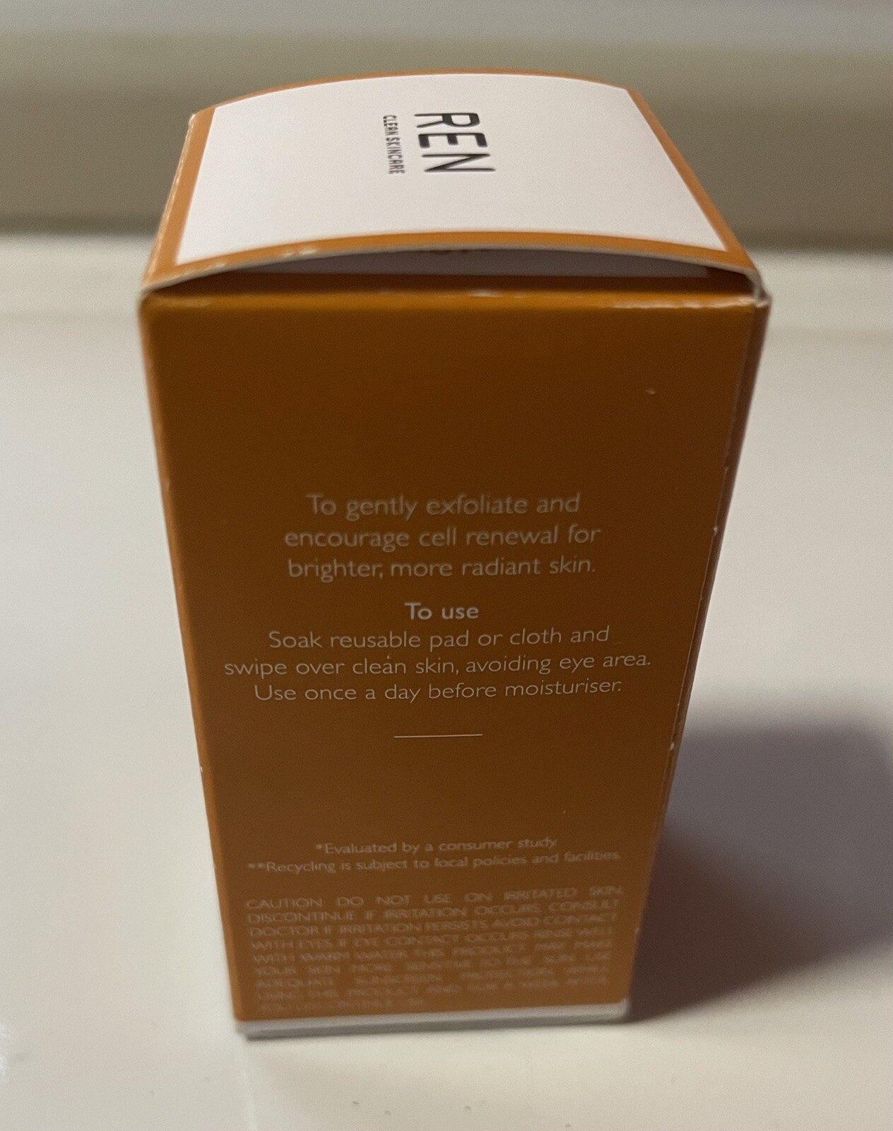 R. E. N. clean skincare Ready Steady Glow .daily AHA Tonic