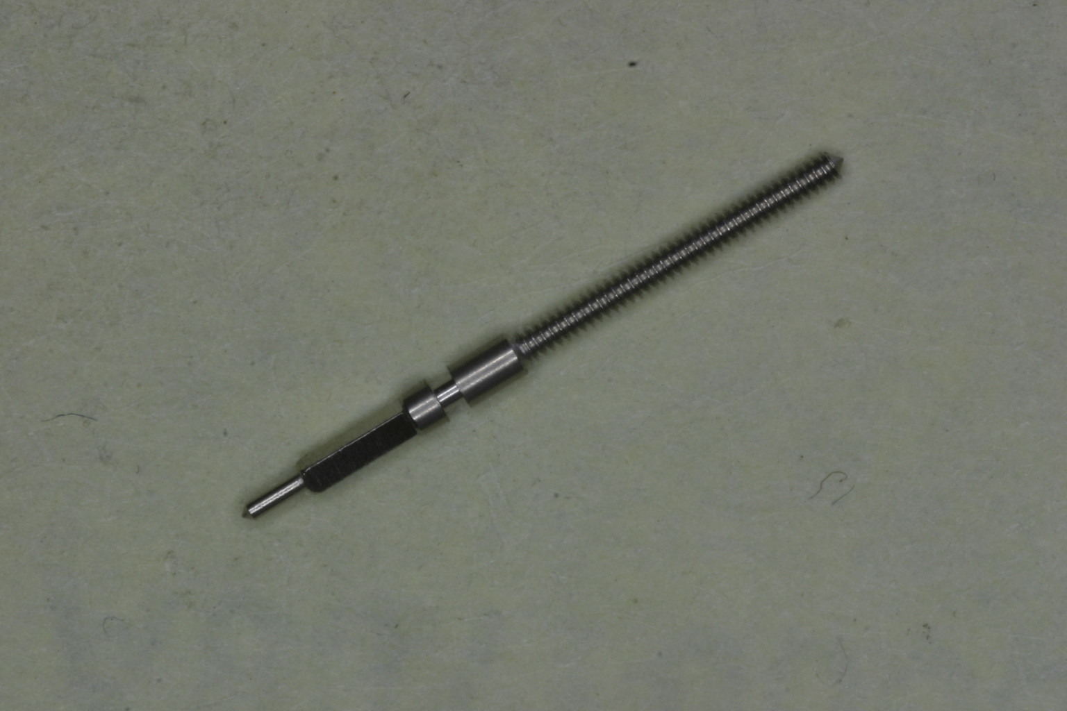 Tige Winding stem Aufzugwelle Albero di carica Lanco 1064 NOS 401