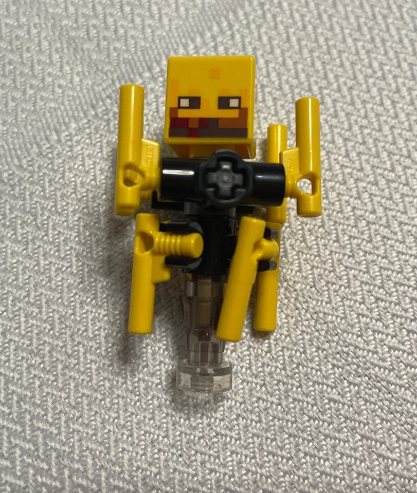 LOT Lego Minecraft Mini-figures: Weapons Animals Steve Alex Zombie Accessories - Image 2 of 4