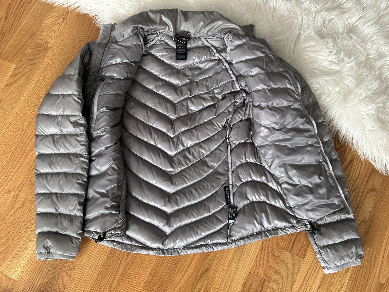 The North Face Down Jacket Silver / Gray Women’s … - image 3