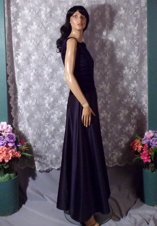 Vintage 2000s Evening Dress Size 8 Petite Y2K Navy Blue Formal Recital Elegant - Image 3 of 4