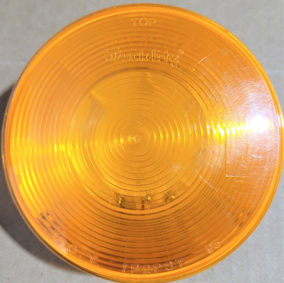 Truck-Lite 40202Y3 Stop and Turn Tail Light Yellow Round